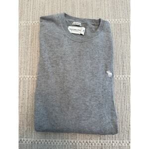Abercrombie & Fitch Men’s gray cotton cashmere sweater Size Medium